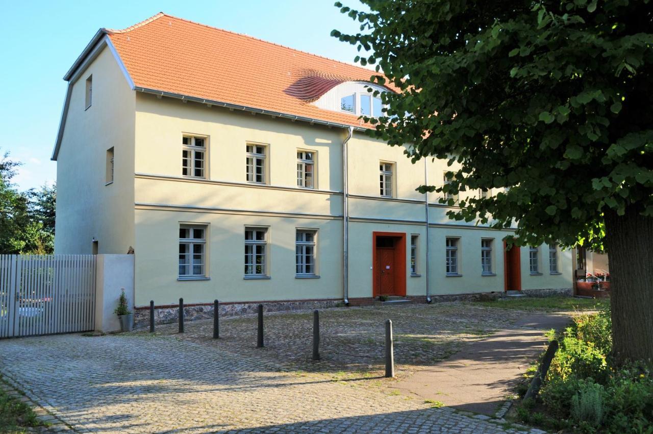 Mirabellenhof - Kleine Ferienwohnung Mit Altstadtblick Biesenthal 外观 照片